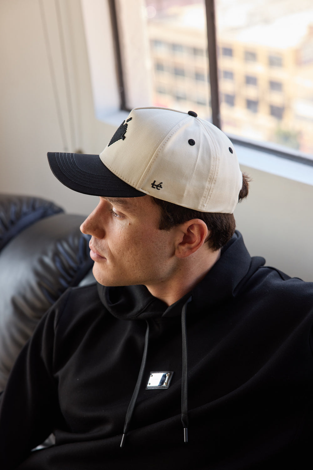 LÉBL Snapback (Cream)
