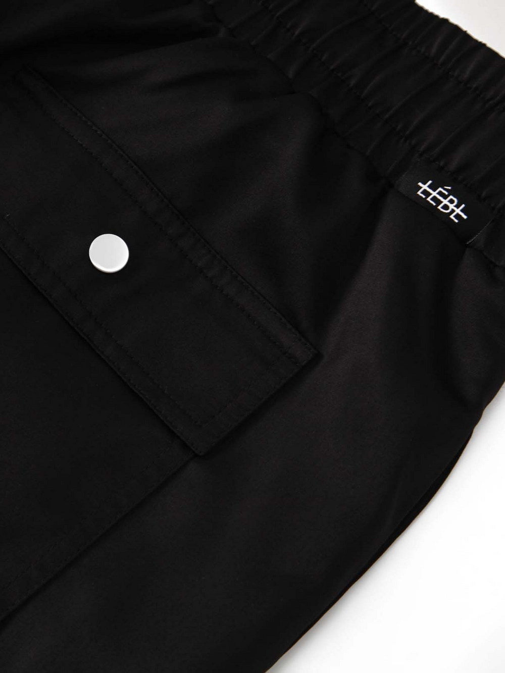 Sundéy Shorts